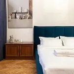Avangard Shashkevycha 3 Apartman *