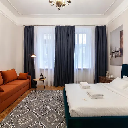 Avangard Shashkevycha 3 *