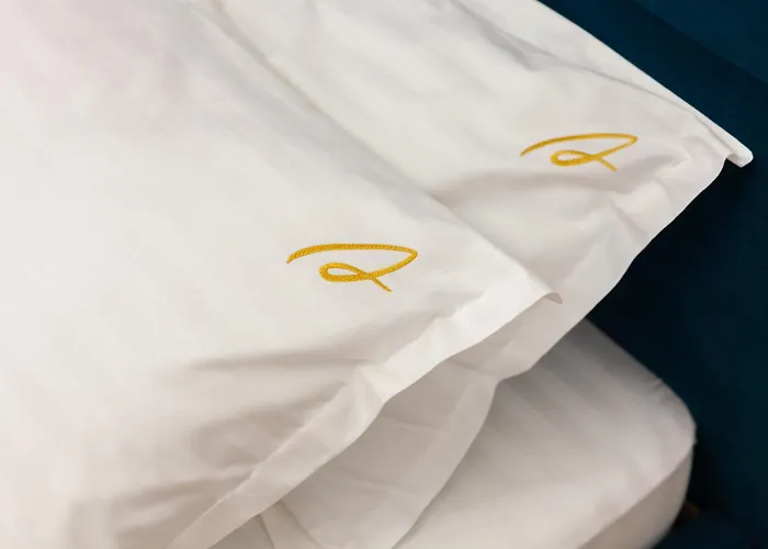 Апартаменты Avangard Shashkevycha 3 *