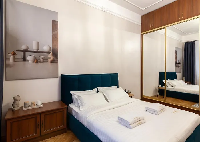 Апартаменты Avangard Shashkevycha 3 *