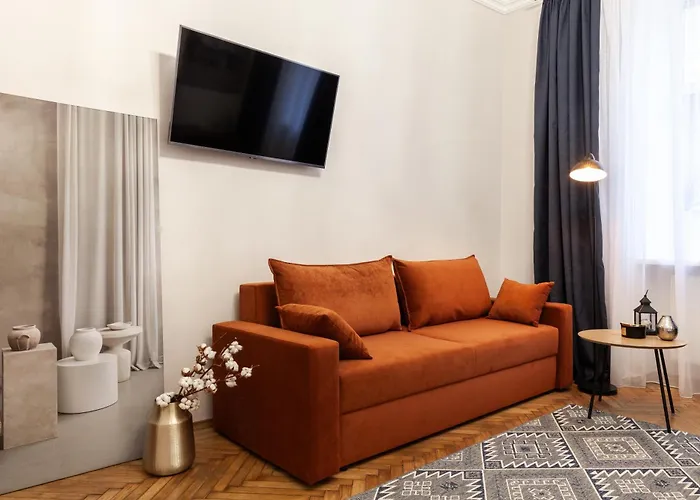 Avangard Shashkevycha 3